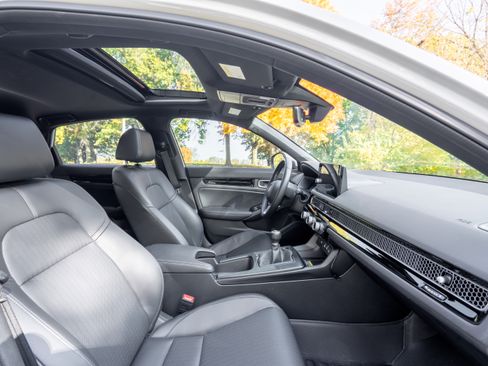 Used 2024 Honda Civic Sport Touring image 13