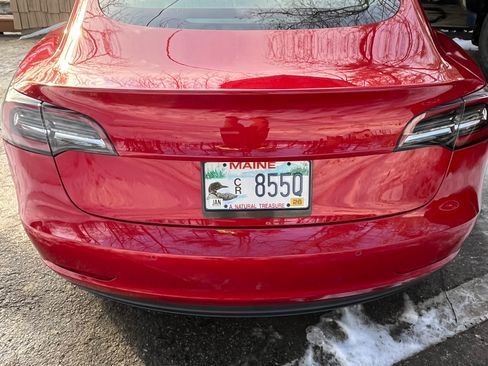 Used 2018 Tesla Model 3 Long Range image 12