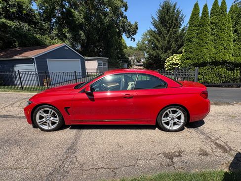 Used 2018 BMW 430i Convertible RWD image 2