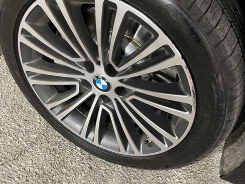 Used 2019 BMW 540i xDrive w/ Convenience Package AWD/4WD image 6