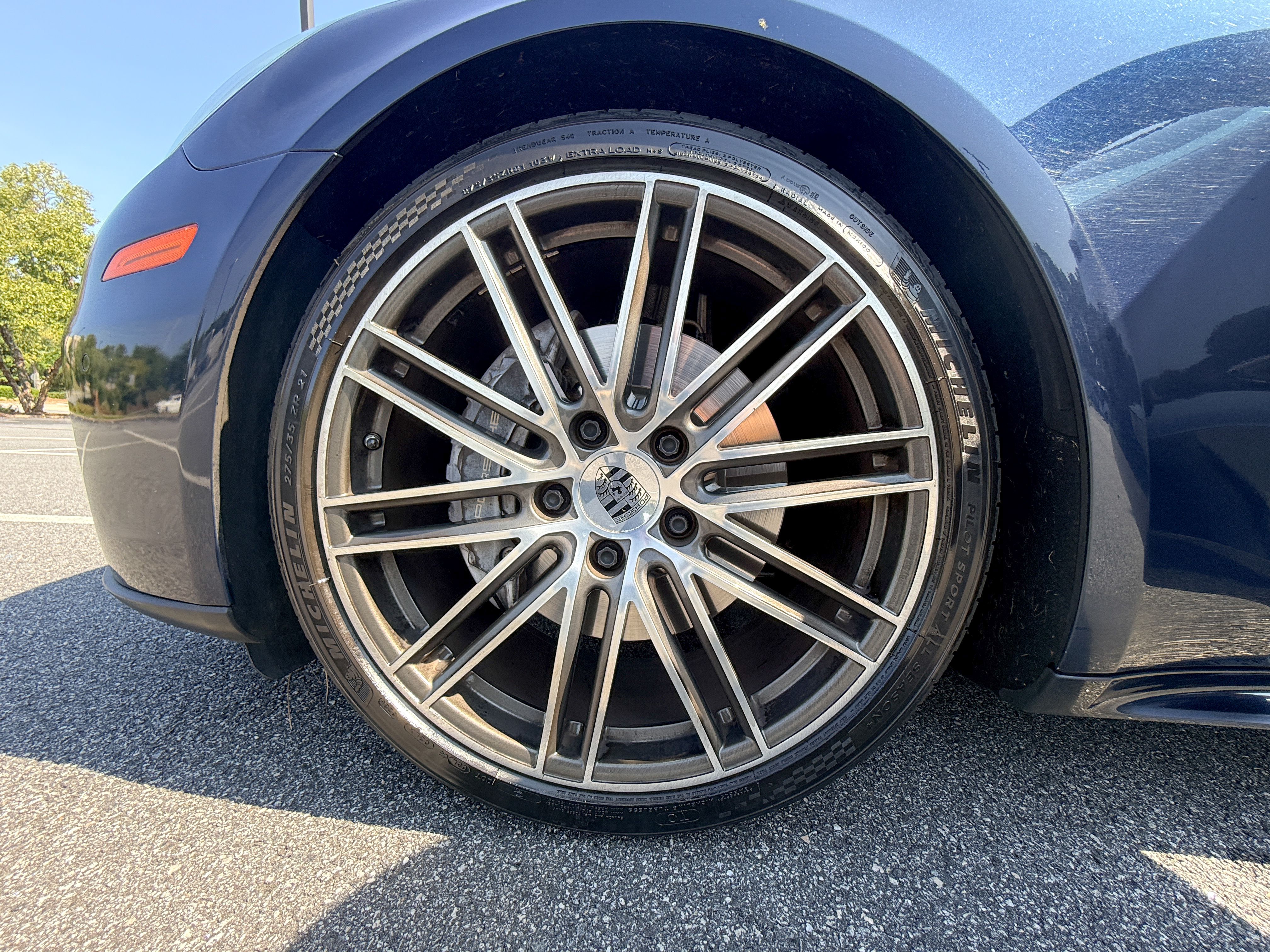 Used 2018 Porsche Panamera image 16