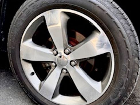 Used 2015 Jeep Grand Cherokee Overland image 15