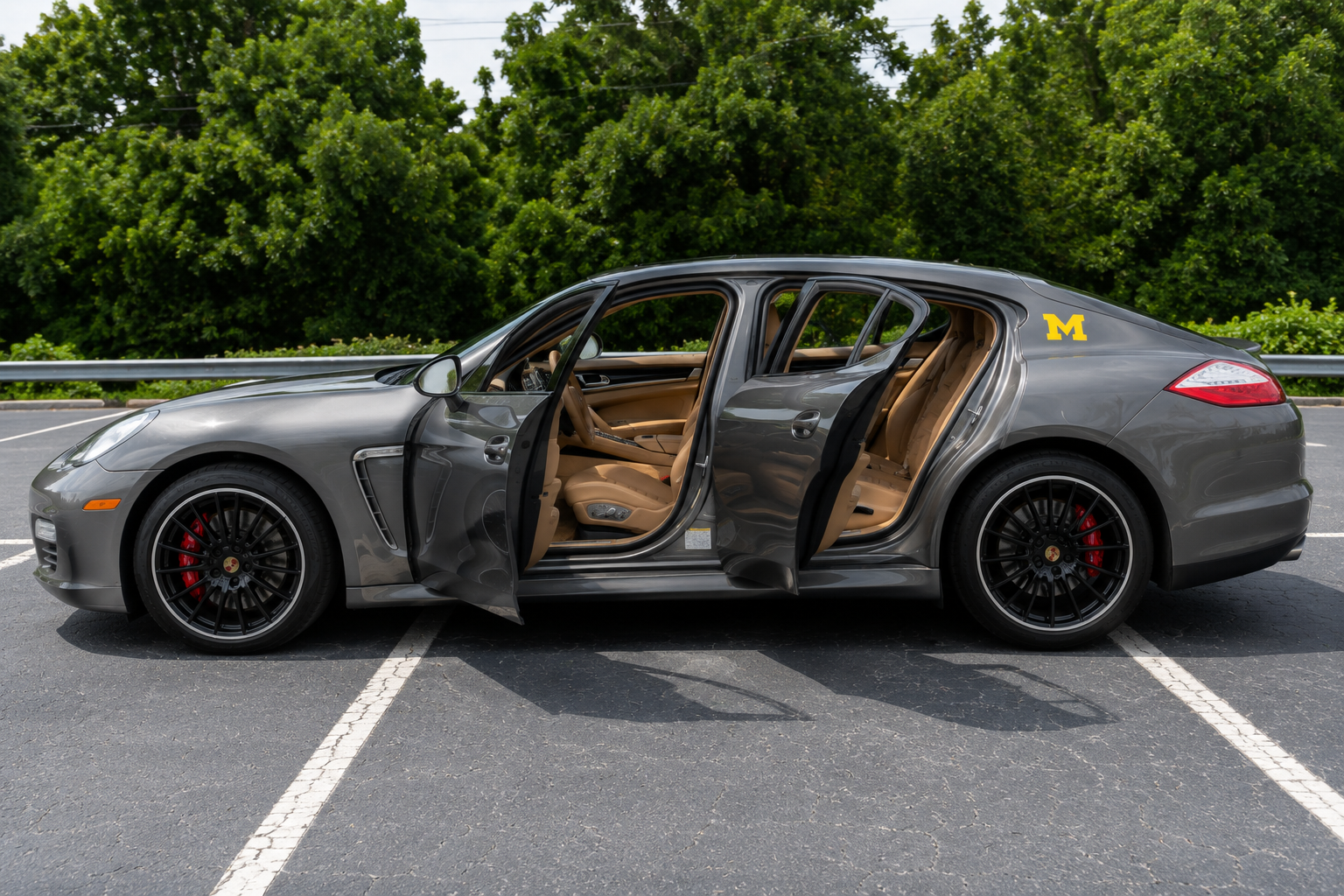 Used 2013 Porsche Panamera GTS AWD/4WD image 6