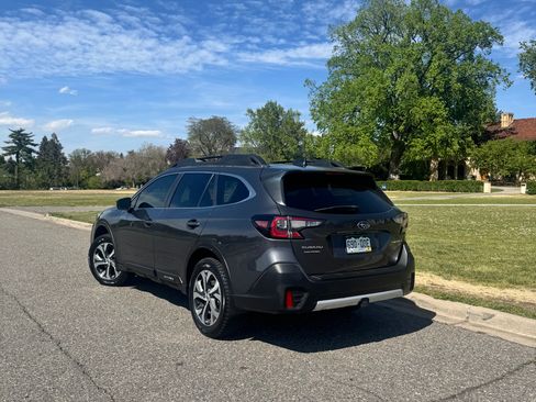 Used 2020 Subaru Outback Limited AWD/4WD image 5