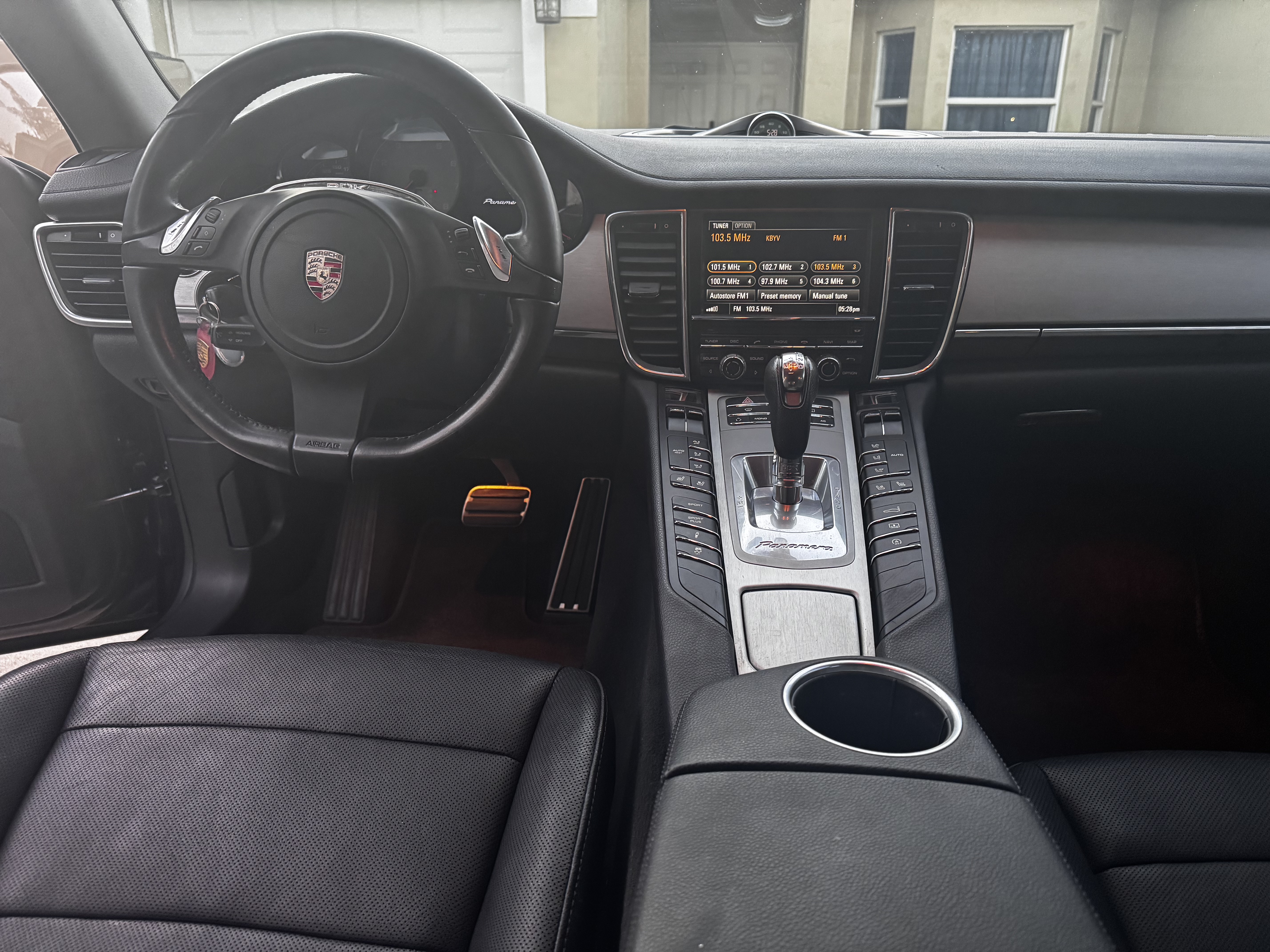 Used 2011 Porsche Panamera S RWD image 8