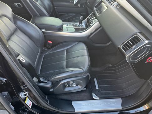 Used 2017 Land Rover Range Rover Sport HSE image 19