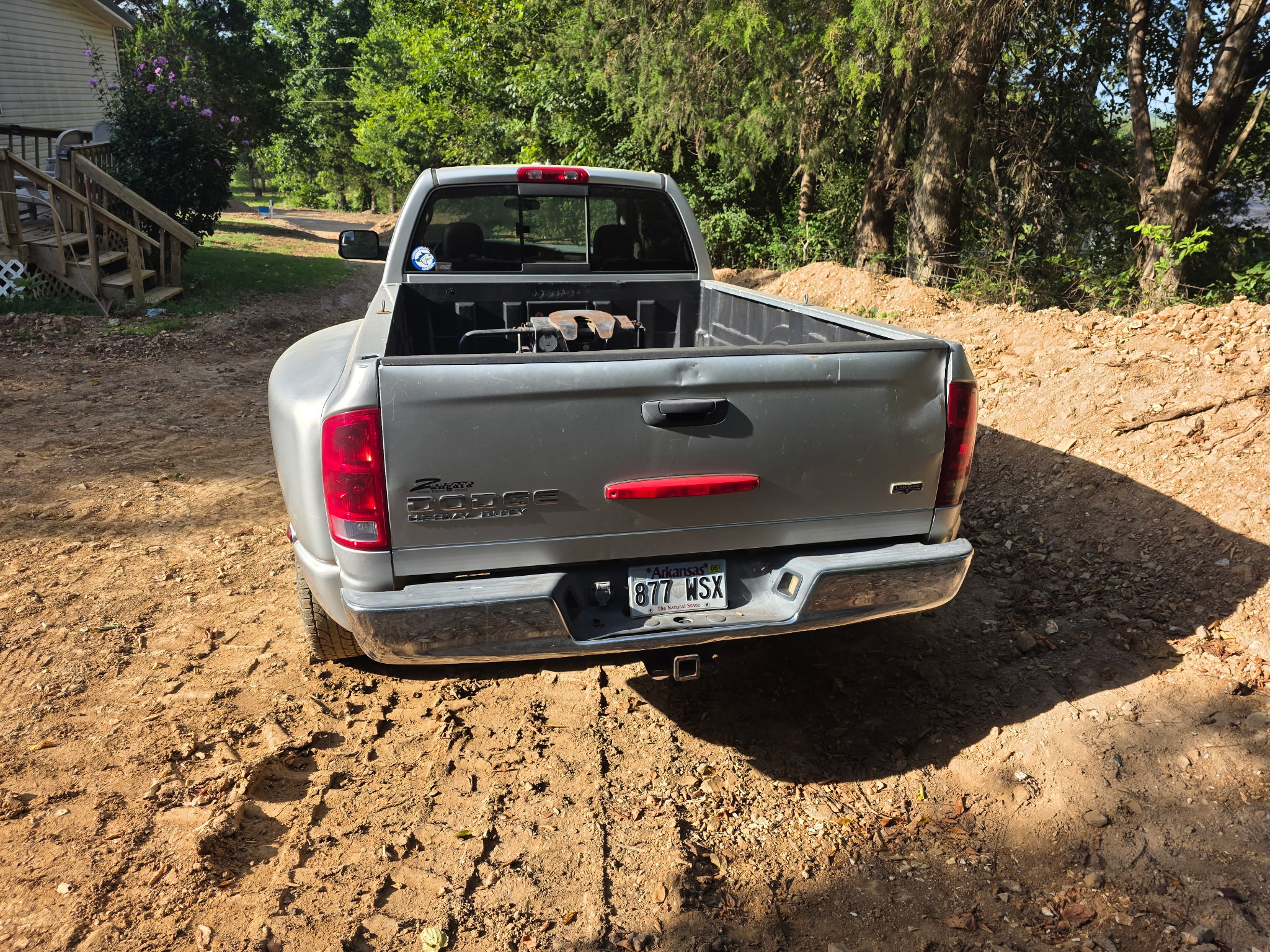 Used 2003 Dodge Ram 3500 Truck 2WD Quad Cab DRW image 2
