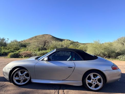 Used 2001 Porsche 911 Cabriolet image 4