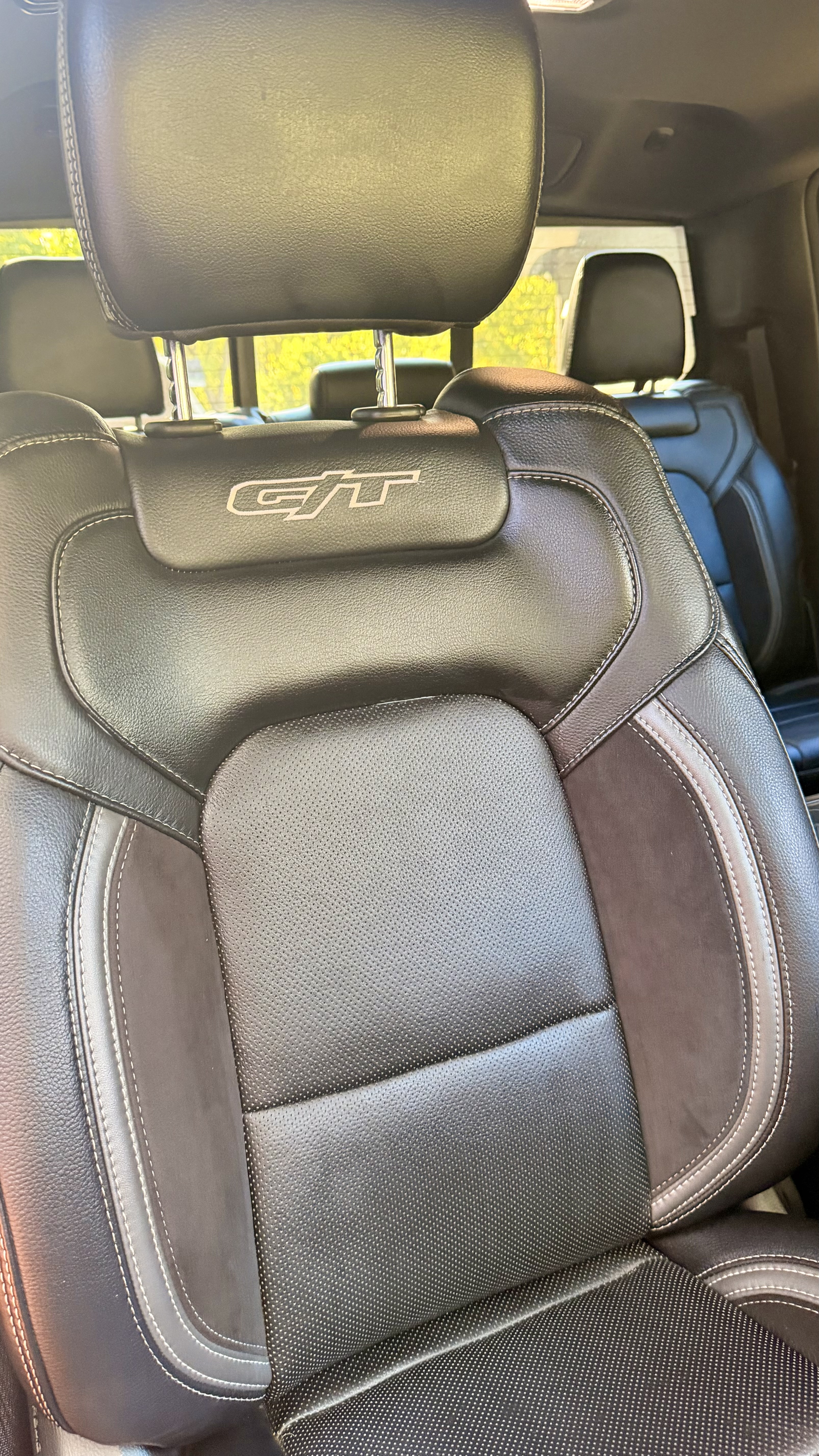 Used 2023 RAM 1500 Laramie AWD/4WD image 28