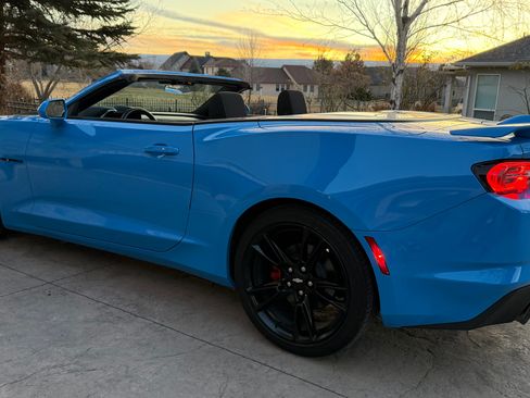 Used 2023 Chevrolet Camaro LT w/ RS Package image 11