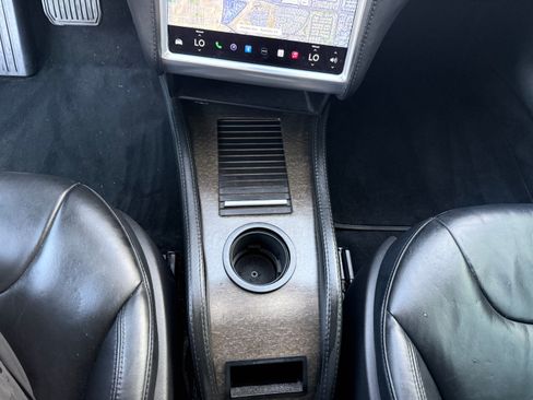 Used 2013 Tesla Model S image 23