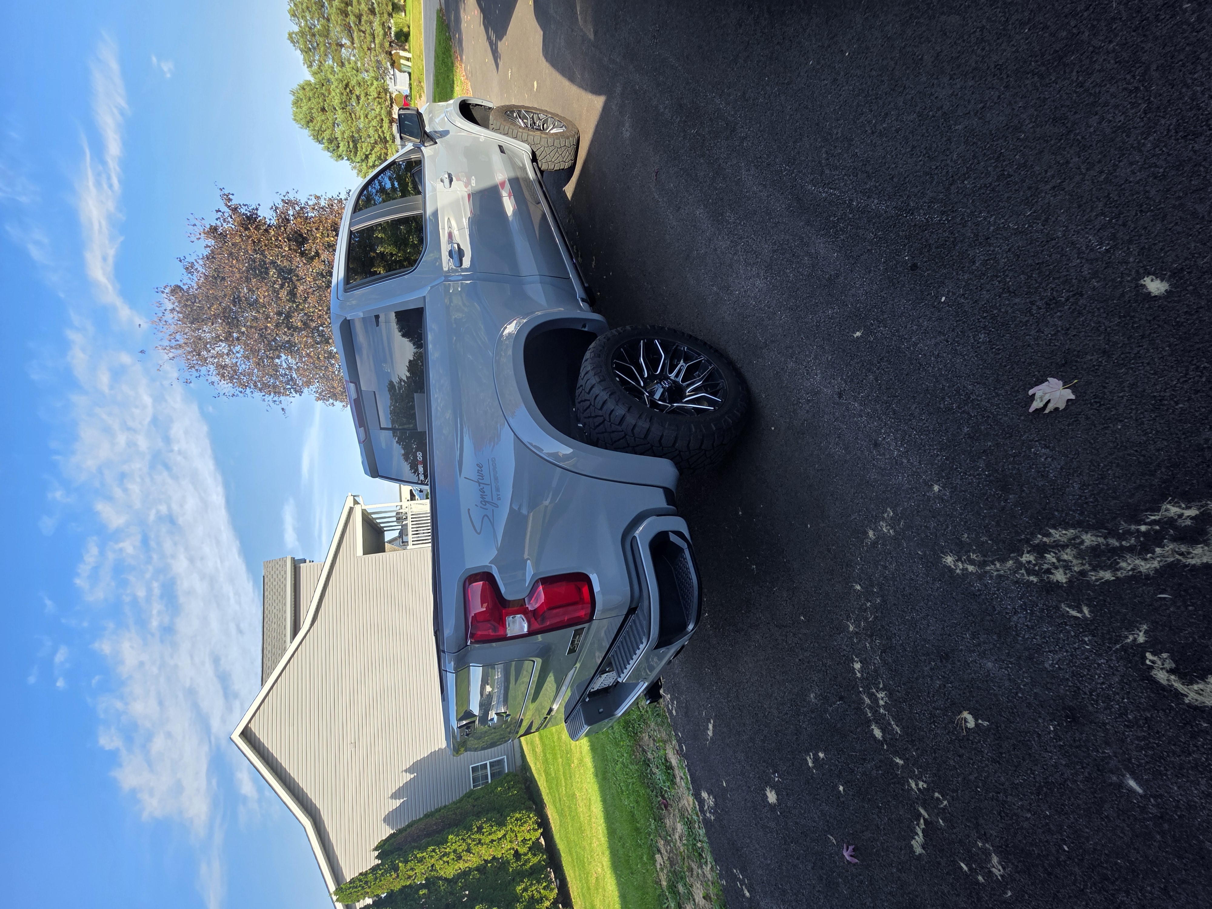 Used 2025 Chevrolet Silverado 1500 RST w/ All Star Edition Plus AWD/4WD image 16