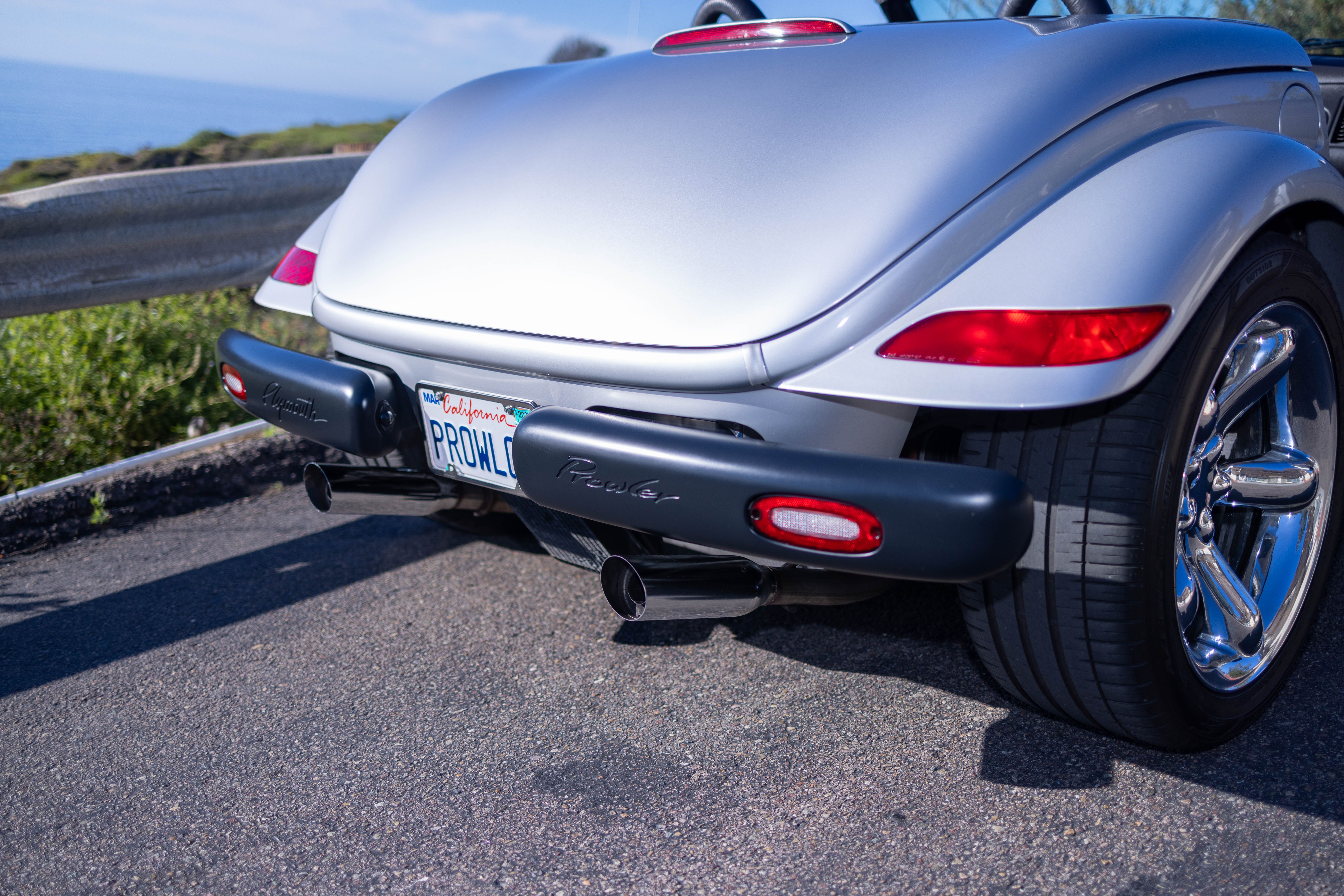 Used 2000 Plymouth Prowler RWD image 11