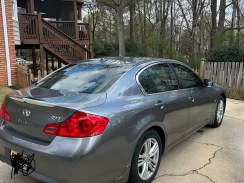 Used 2015 INFINITI Q40 Sedan 4D w/ Navigation Package image 19