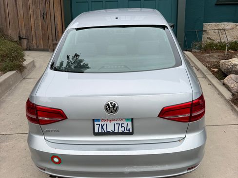 Used 2015 Volkswagen Jetta S FWD image 2