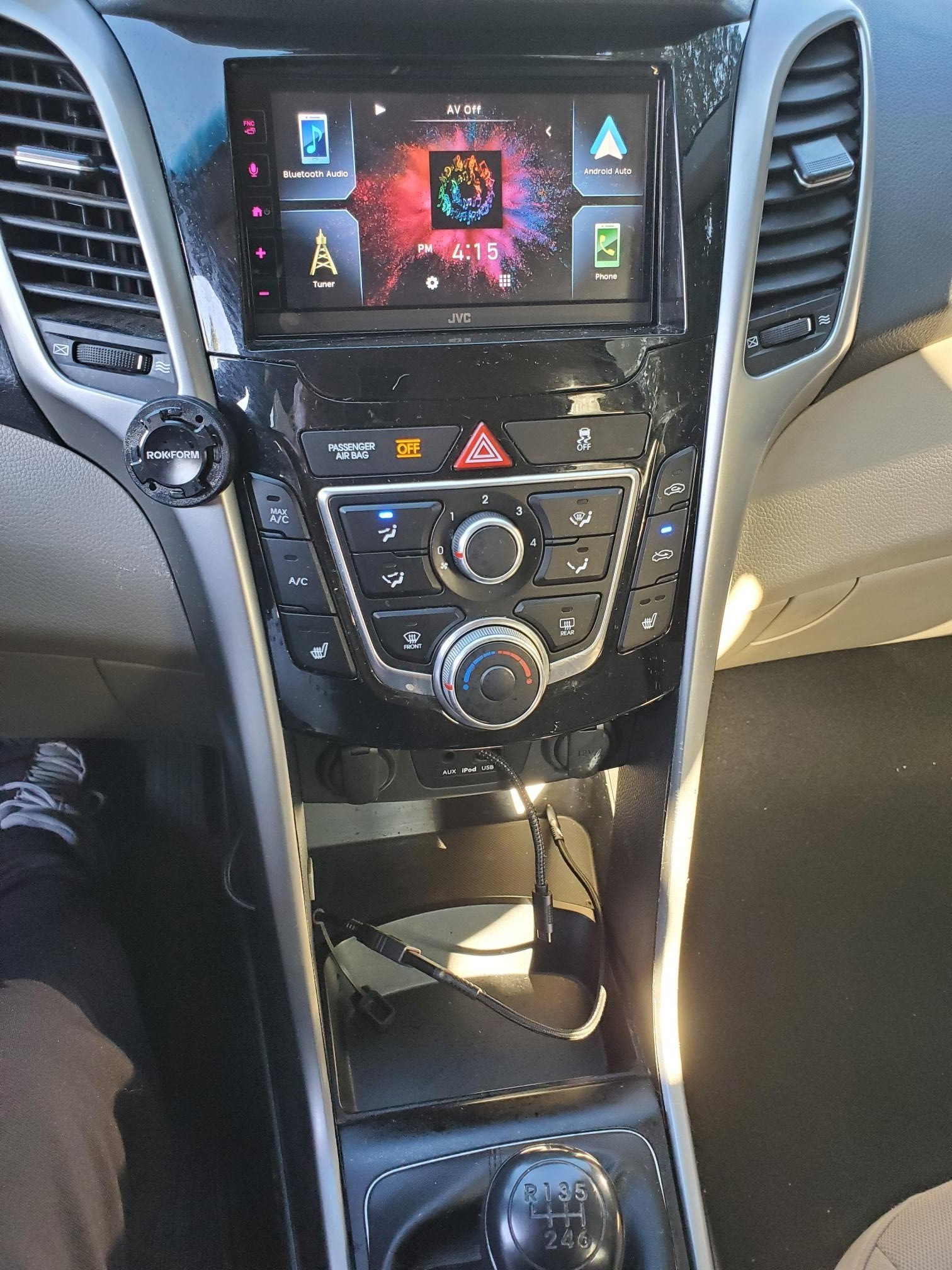 Used 2016 Hyundai Elantra GT FWD image 11