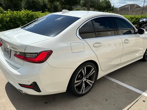 Used 2021 BMW 330i Sedan w/ Convenience Package RWD image 6