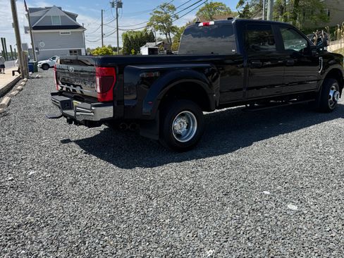 Used 2022 Ford F350 XL w/ STX Appearance Package AWD/4WD image 9