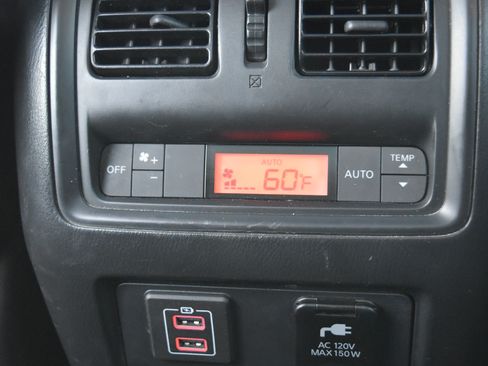 Used 2018 Nissan Pathfinder SL w/ SL Premium Package image 20