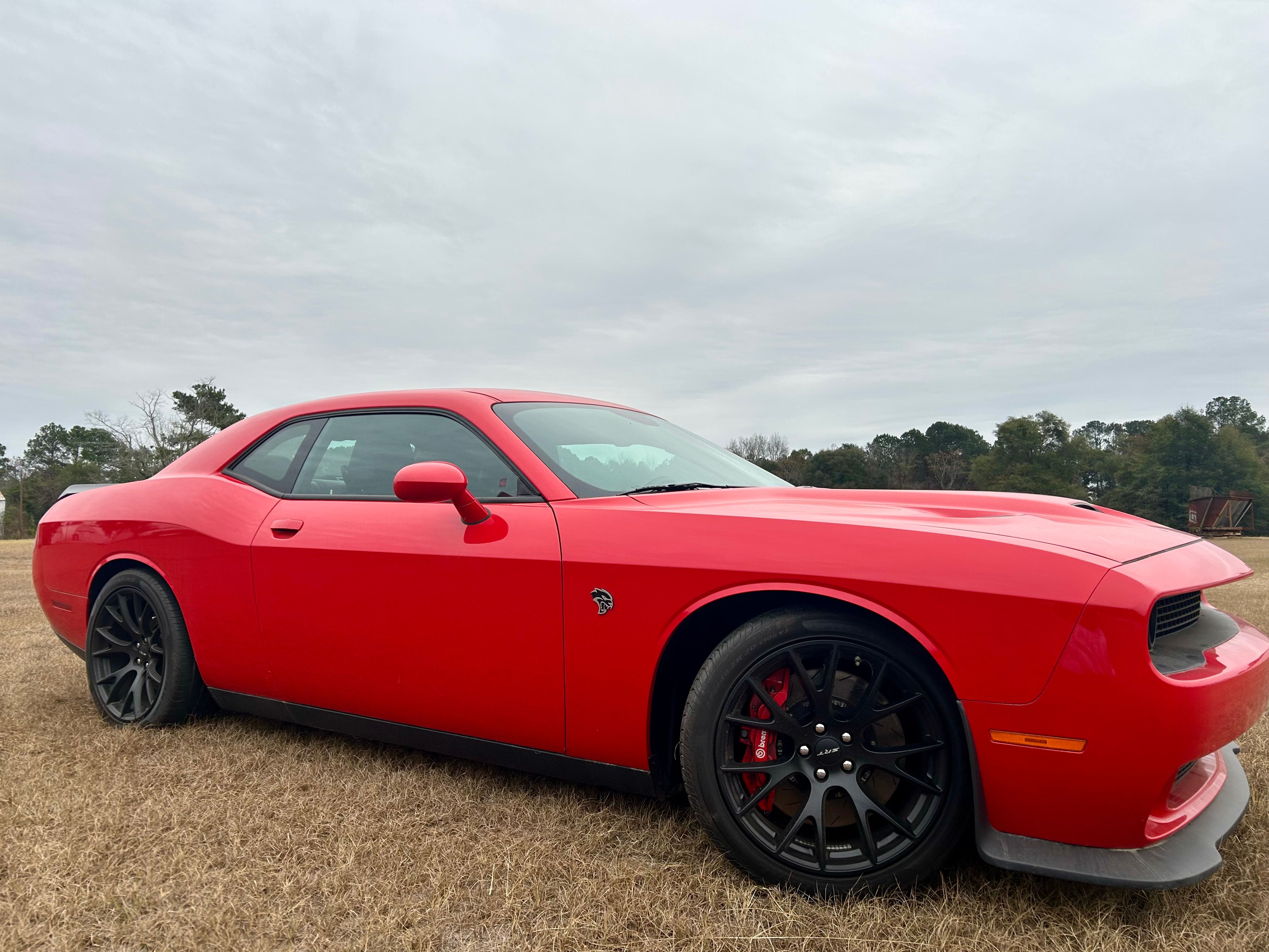Used 2015 Dodge Challenger SRT Hellcat RWD image 9