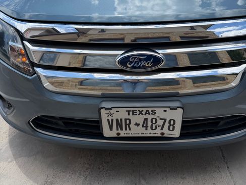 Used 2012 Ford Fusion SE FWD image 2