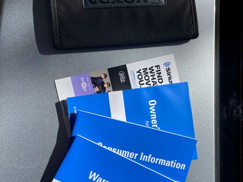 Used 2020 Honda Insight Touring image 21