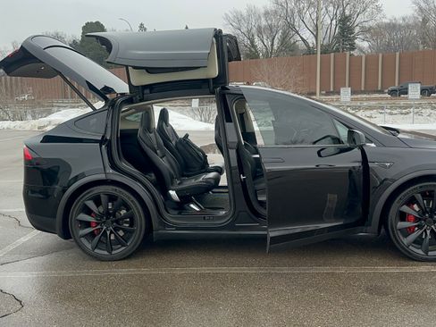 Used 2016 Tesla Model X Performance image 9