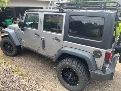 Used 2015 Jeep Wrangler Unlimited Sport w/ Quick Order Package 24S AWD/4WD image 6