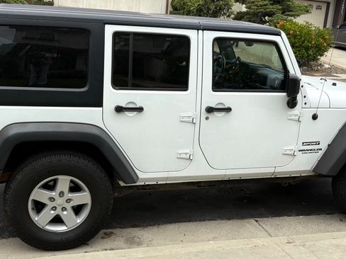 Used 2016 Jeep Wrangler Unlimited Sport w/ Quick Order Package 24S image 5