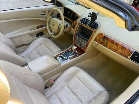 Used 2008 Jaguar XKR R image 21