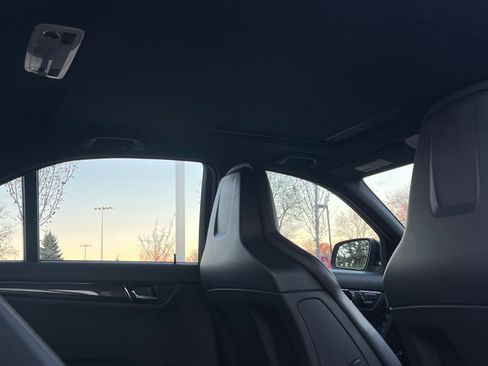 Used 2009 Mercedes-Benz C 63 AMG Sedan image 21