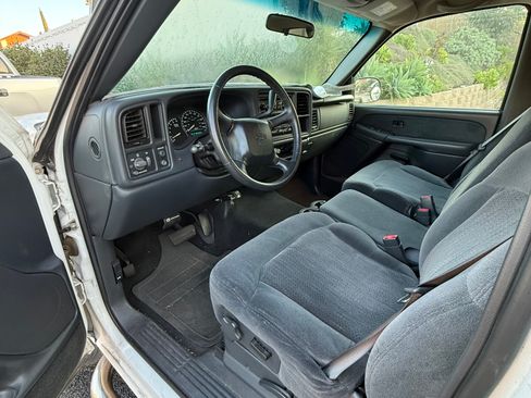 Used 2002 Chevrolet Silverado 2500 LS image 10