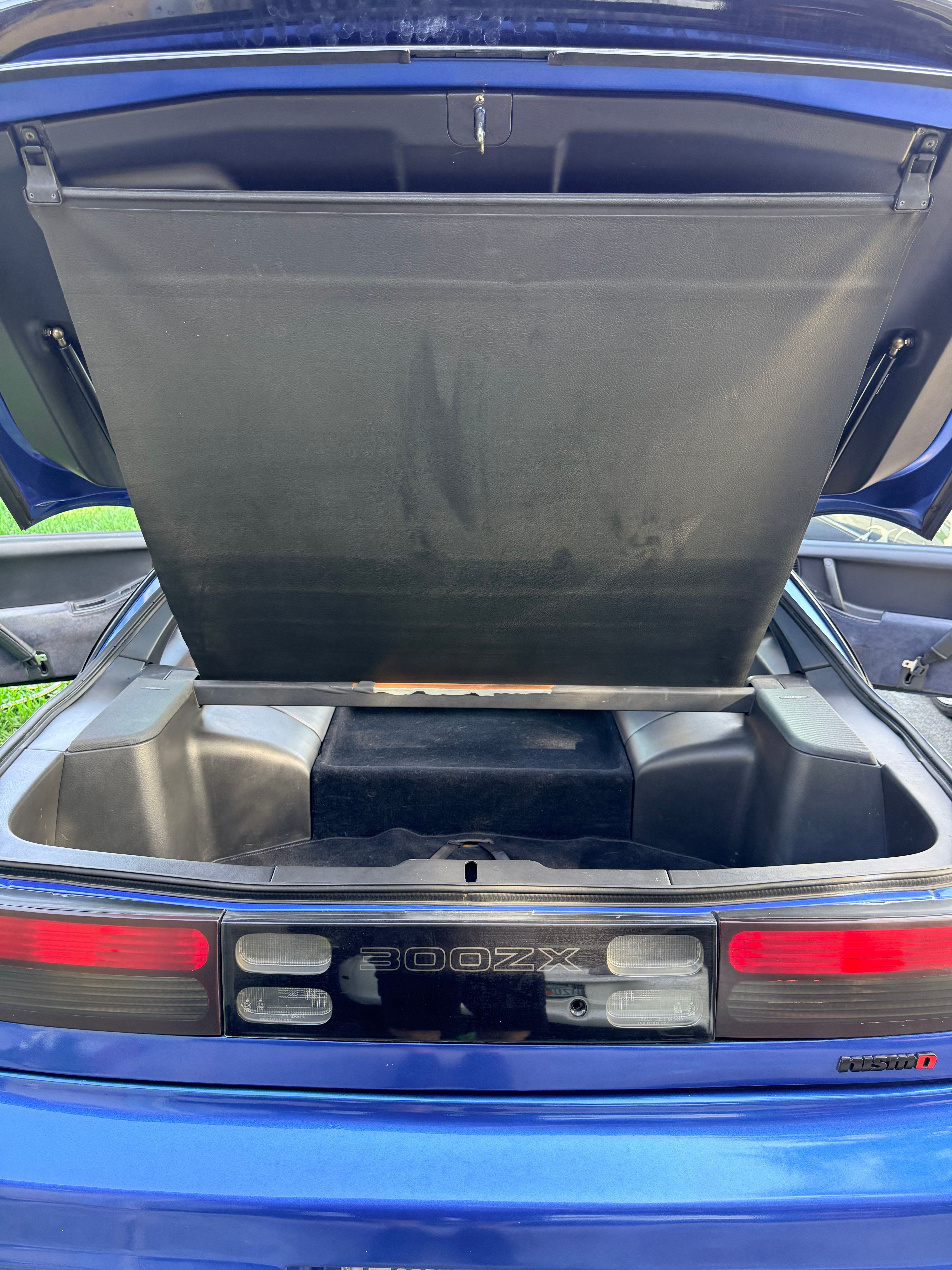 Used 1993 Nissan 300ZX Hatchback RWD image 25