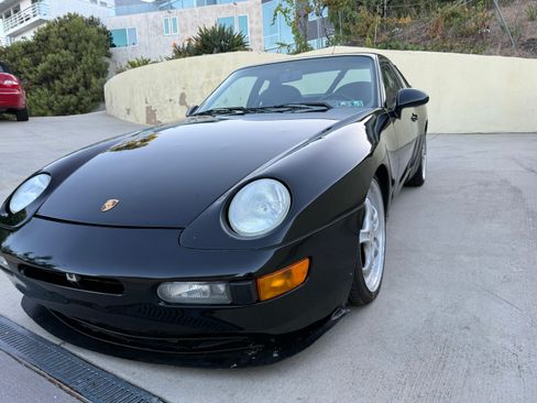 Used 1994 Porsche 968 Coupe RWD image 5