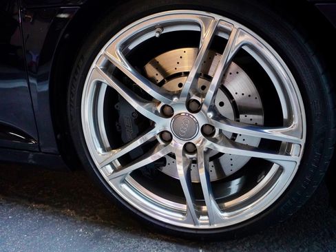 Used 2011 Audi R8 V10 AWD/4WD image 25
