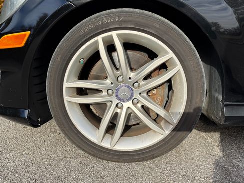 Used 2014 Mercedes-Benz C 300 4MATIC Sedan image 11