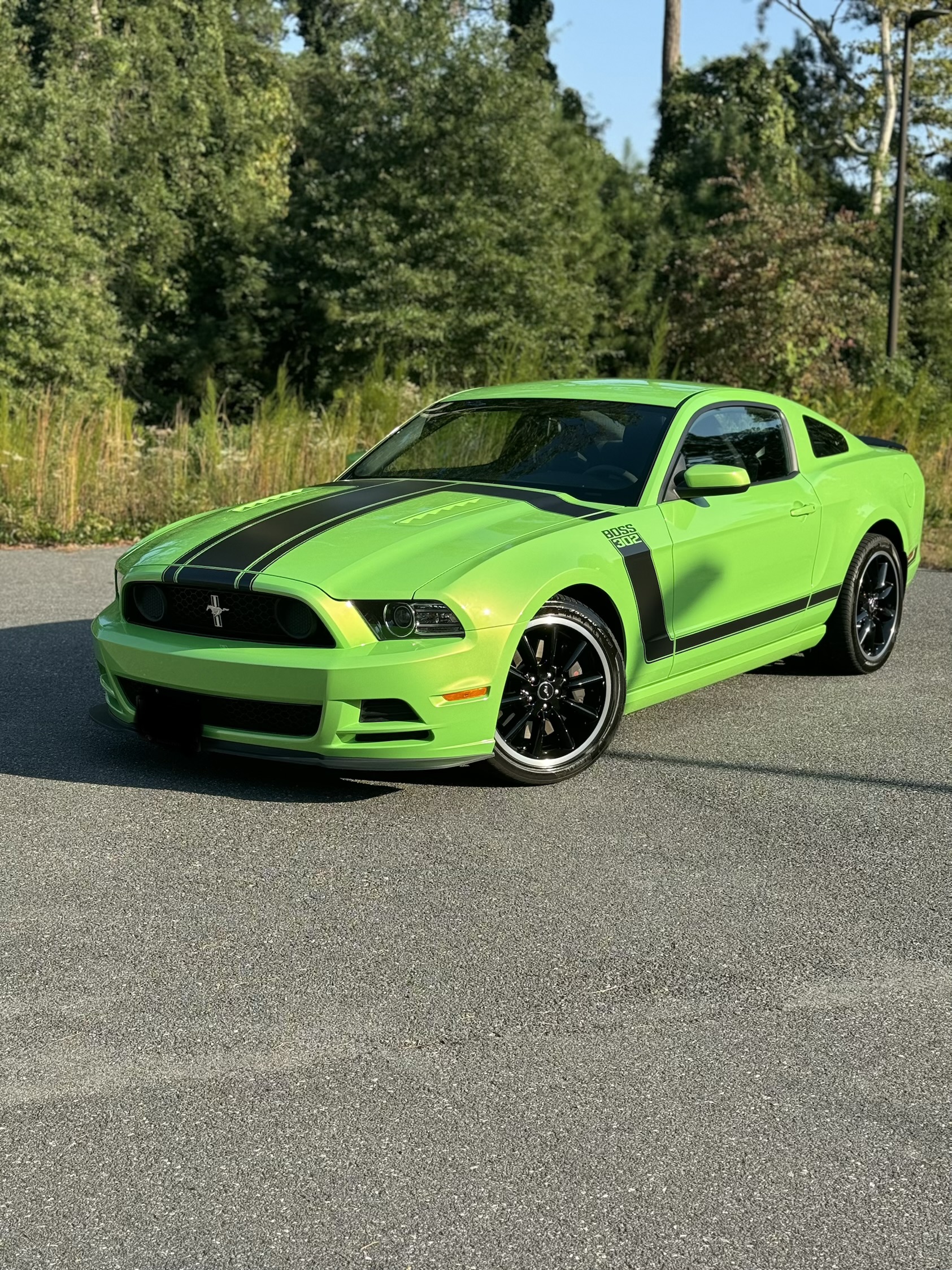Used 2013 Ford Mustang Boss 302 w/ Boss 302 Accessory Pkg RWD image 1