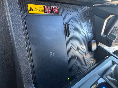 Used 2025 Toyota Tacoma TRD Sport image 16