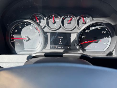 Used 2020 Chevrolet Silverado 1500 Custom w/ Custom Value Package AWD/4WD image 10