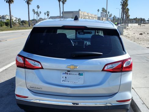 Used 2018 Chevrolet Equinox LS image 5