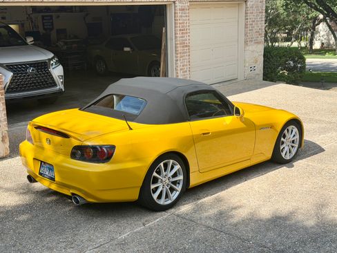 Used 2006 Honda S2000 image 4