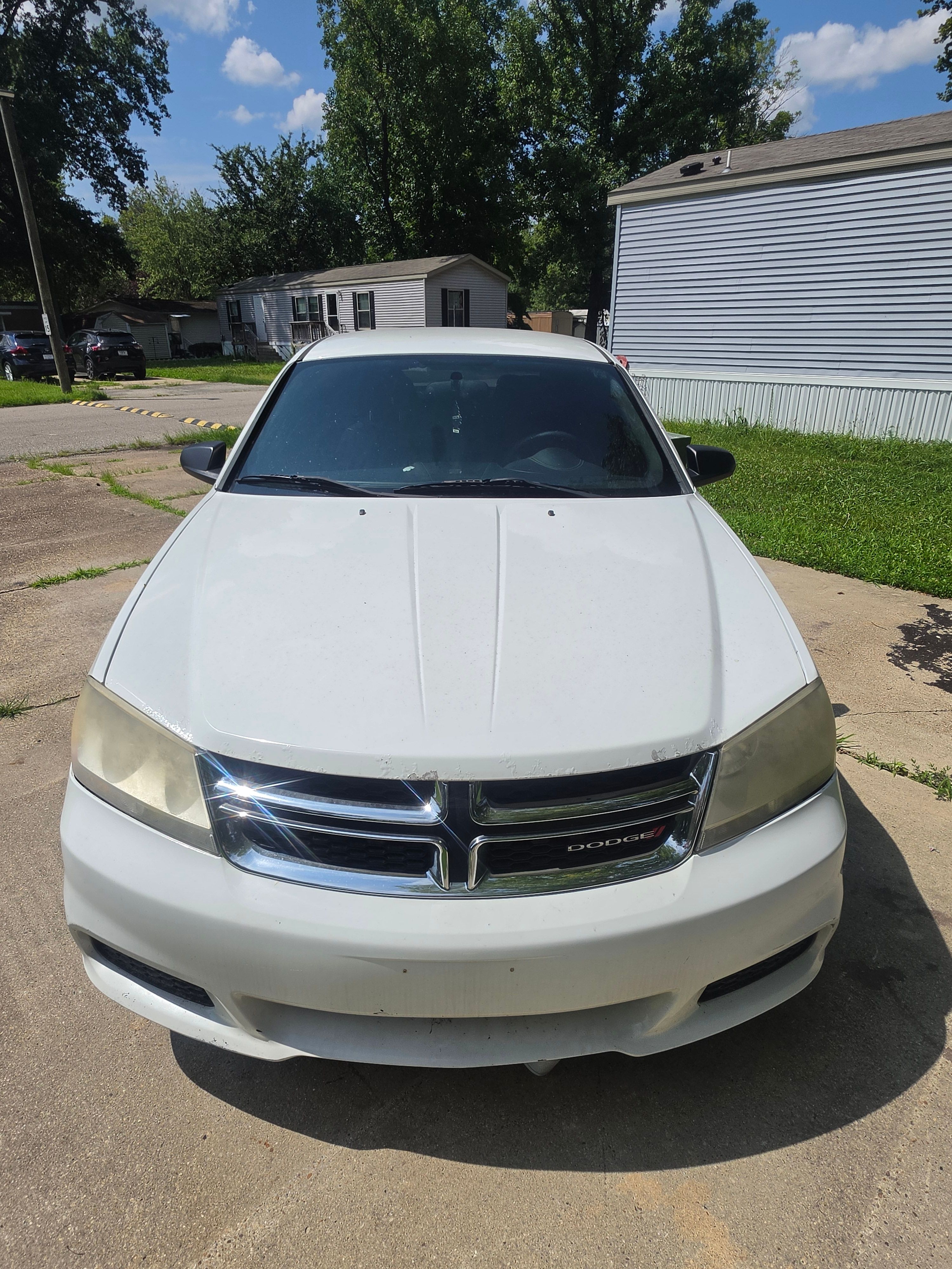Used 2012 Dodge Avenger SE FWD image 6