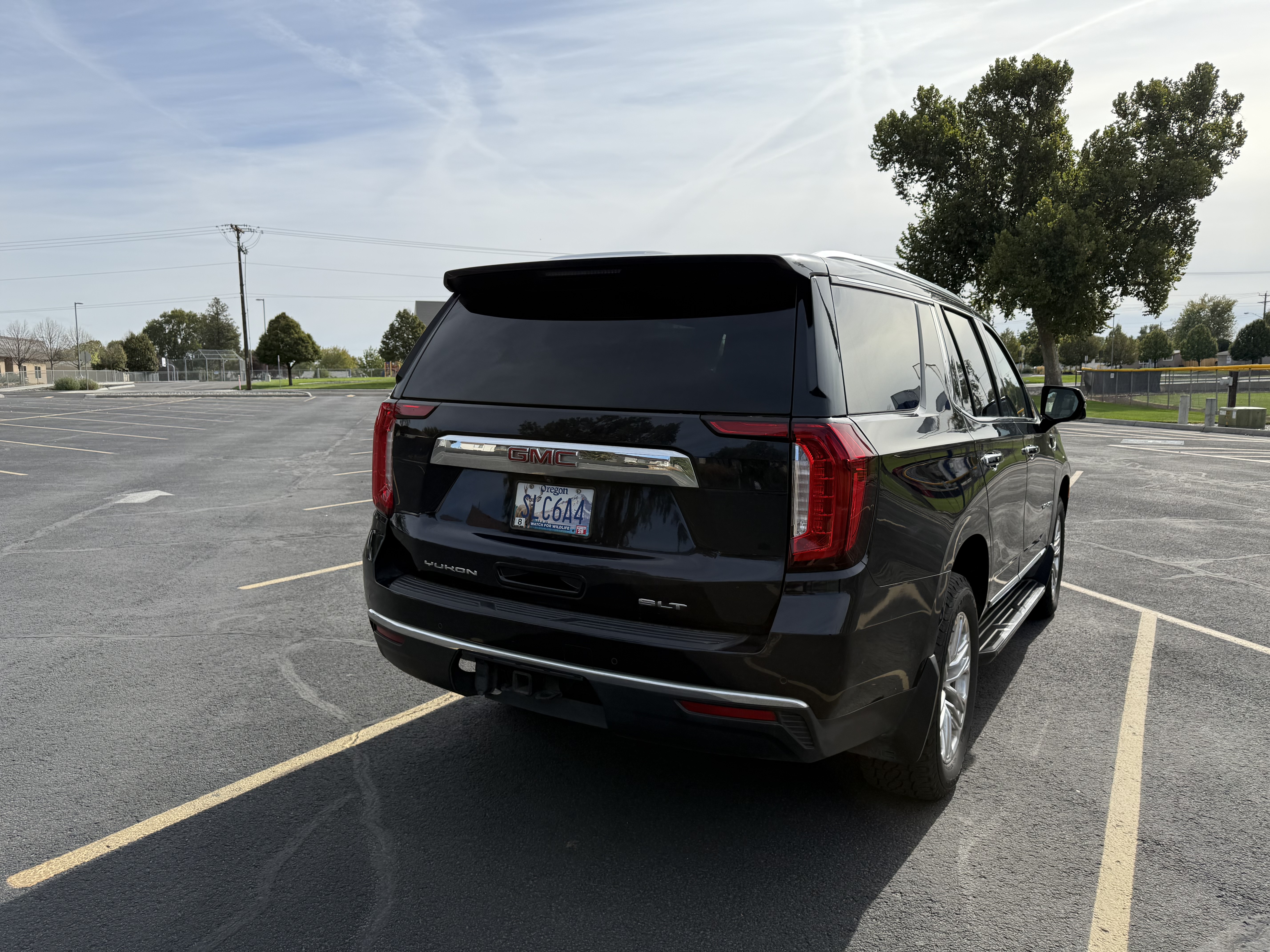 Used 2022 GMC Yukon SLT w/ SLT Premium Package AWD/4WD image 15