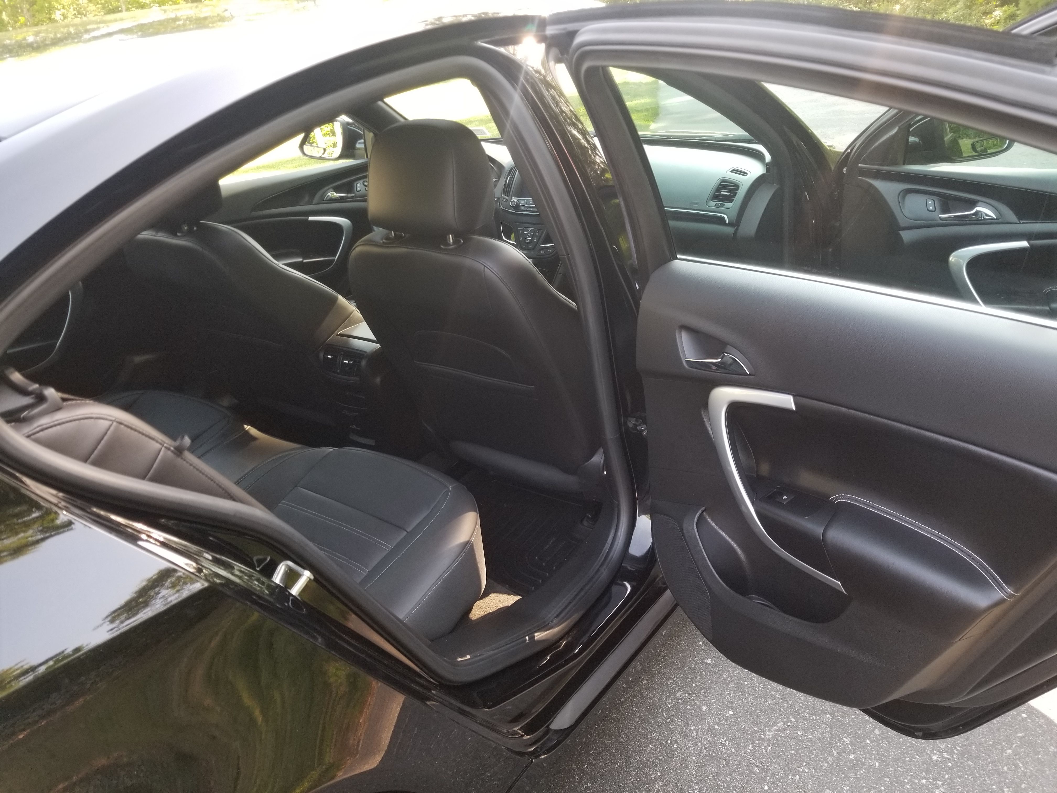 Used 2016 Buick Regal GS AWD/4WD image 12