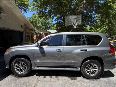 Used 2018 Lexus GX 460 Premium AWD/4WD image 1