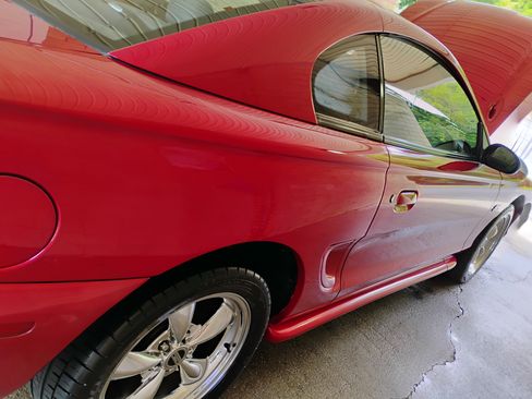 Used 1994 Ford Mustang GT RWD image 10