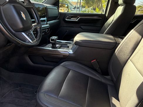 Used 2023 Chevrolet Silverado 1500 LT w/ Safety Package image 24