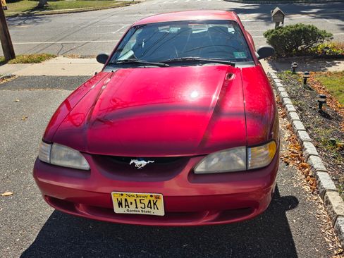 Used 1994 Ford Mustang GT image 4
