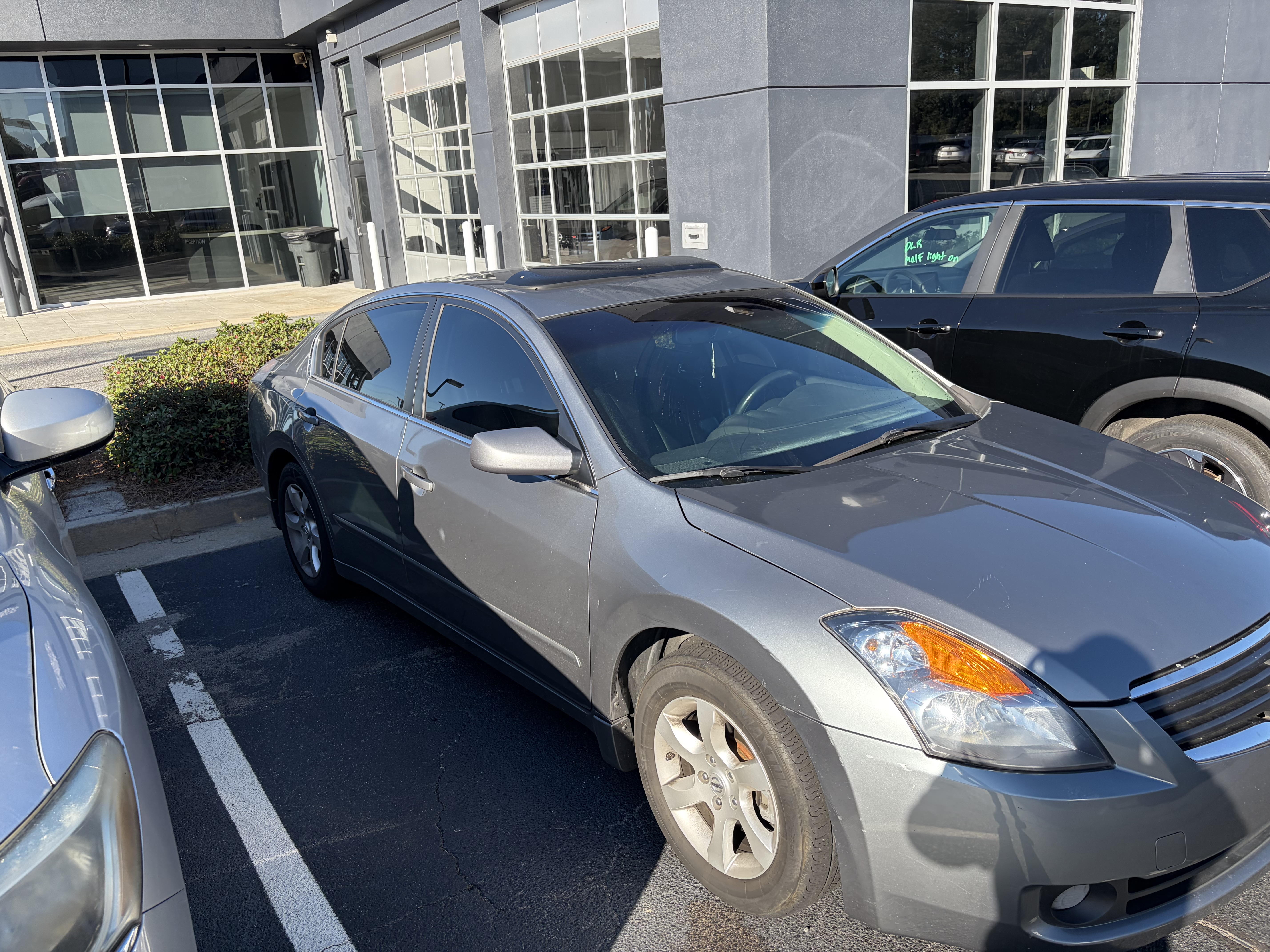 Used 2008 Nissan Altima 2.5 SL w/ SL Pkg FWD image 2
