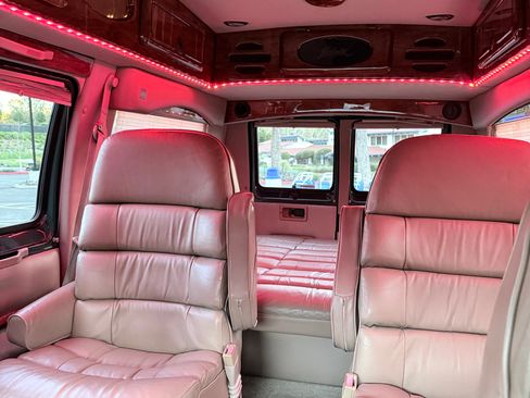 Used 2002 Dodge B1500 image 31